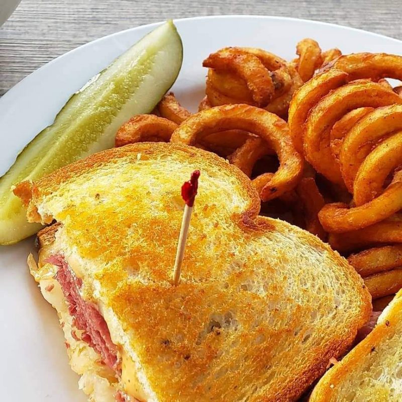 Home - 92 Drinks + Eats - Neighborhood Bar & Restaurant in North Scottsdale